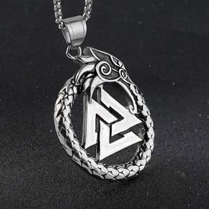 Pendentif Créatif en Acier Inoxydable Symbole Dragon Triangle, Bijou de Mode Viking, Amulette Totem Unique et Personnalisée, Vente en Gros - Product Image 2