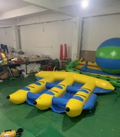 Bateau banane gonflable Gyro rotatif Bateau Disco Balançoire Surf Canapé Grand Canard Jaune Eau Poisson Volant