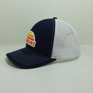 Casquette Trucker Sundown Bleu Marine avec Panneau Avant en Maille, Applique en Caoutchouc en Relief, Réglable, Unisexe, Décontractée, Printemps-Été, 6 Panneaux - Product Image 2