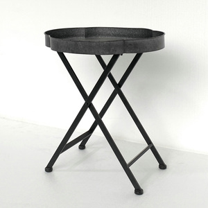 <span class=keywords><strong>Plateau</strong></span> de rangement rond de luxe en métal noir galvanisé avec <span class=keywords><strong>plateau</strong></span> en plastique amovible, design fonctionnel pour le service et le rangement - Product Image 1