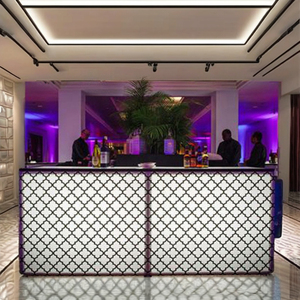 Dreamlike 2020 barra <span class=keywords><strong>alta</strong></span> LED mostrador <span class=keywords><strong>Mesa</strong></span> diseño contemporáneo muebles de Metal para comercial al aire libre Club fiesta Hotel para Centro Comercial - Product Image 1