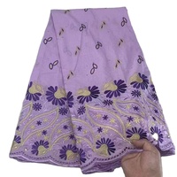Broderie T/C 90/10 Polyester Coton sur Toute la Largeur pour Robe, Marché de Dubaï et Djeddah