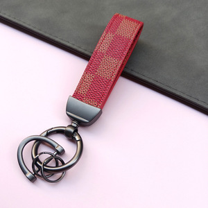 พวงกุญแจรถหนัง PU แหวนสปริงรูปเกือกม้าลายดอกไม้สำหรับเป็นของขวัญ - Product Image 5