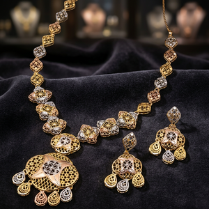 Juego de Collares Cortos de Oro de 3 Tonos al por Mayor, Conjunto de Joyería de Oro Multitono, Juego de Collares de Oro Tricolor, Conjunto de Joyería de Latón de 3 Tonos. - Product Image 2