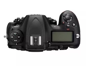 ชุดกล้อง DSLR รุ่น <span class=keywords><strong>D500</strong></span> DX Format APS-C CMOS พร้อมเลนส์ซูม AF-S 18-55 มม. VR ความละเอียด 20.9MP ถ่ายวิดีโอ 4K เหมาะสำหรับถ่ายภาพสัตว์ป่า กีฬา และภาพถ่ายในชีวิตประจำวัน - Product Image 3