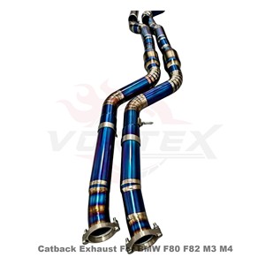 Sistema de escape Catback Vortex Luxury Titanium Valvetronic para F80 M3/F82 M4 S55 3.0L Twin Turbo con puntas cuádruples azules quemadas con corte en pie. - Product Image 2