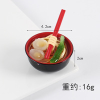 Llavero con dijes de simulación de comida japonesa Kawaii: palillos, camarones, pollo, fideos, arco. Decoraciones y accesorios para colgantes de bolso.