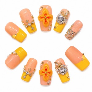 Uñas Postizas Acrílicas con Diseño Floral y Pedrería, Cobertura Completa, Forma Almendrada, 10 Piezas para Uso en Salón - Product Image 3