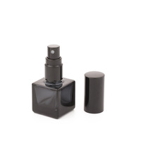 Flacon de parfum carré en verre vide portable de 8 ml avec bouchon à vis et pulvérisateur pour échantillons de parfum et transfert de liquides