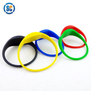 Etiqueta NFC Mini para Redes Sociales, Pulsera NFC Negra, 13.56Mhz 125Khz, Pulseras RFID NFC de Silicona Delgada con <span class=keywords><strong>URL</strong></span> Codificada - Product Image 3
