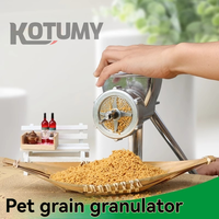 Machine manuelle à granulés pour la maison Grive Perroquet Appât Nourriture pour poulet et canard Machine à nourrir les chats et les chiens