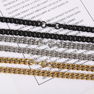 Collier <span class=keywords><strong>Gourmette</strong></span> en Acier Inoxydable Vente en Gros Fermoir <span class=keywords><strong>Homme</strong></span> Femme Plaqué <span class=keywords><strong>Or</strong></span> <span class=keywords><strong>18K</strong></span> PVD Plat Chaîne Acier Inoxydable - Product Image 2