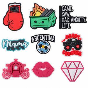 Personalisierte Großhandels-PVC-Schuhcharms für Clogs Designer Bulk Maßgefertigte Schuh-Dekorationszubehör für Kinder Frauen Männer - Product Image 5