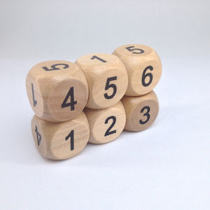 <span class=keywords><strong>Cube</strong></span> de <span class=keywords><strong>d</strong></span>és <span class=keywords><strong>en</strong></span> <span class=keywords><strong>bois</strong></span> naturel de 16mm pour les activités éducatives et <span class=keywords><strong>d</strong></span>'apprentissage des mathématiques pour enfants cadeau de fête de <span class=keywords><strong>d</strong></span>éveloppement précoce préscolaire - Product Image 2