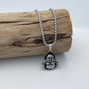 Colgante de Buda Maitreya de yunnique, cadena de clavícula de acero inoxidable estilo retro dorado, collar de estilo étnico con Buda sonriente, regalo. - Product Image 4