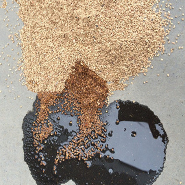 Гранулы, впитывающие масло, для очистки от пролива масла