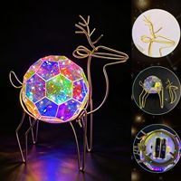 Renne LED irisé doré, 20 LED, 8 modes, alimenté par piles, décoration de table de Noël en PET