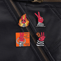 Broches en émail Red Rabbit personnalisées NUNCA HABIA VISTO TANTA CACA JUNTA, badges de revers, bijoux pour vêtements, cadeau pour amis