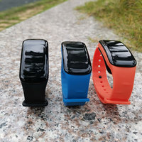 Bracelet balise BLE de suivi de contact et d'alarme de distance sociale par proximité