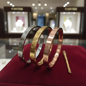 Wholesale Luxury Jewelry Stainless Steel PVD <strong>Plated</strong> Real <strong>Gold</strong> Silver Loves Screw Screwdriver Nail Bracelet for Men Women <strong>Bangle</strong> - Product Image 6