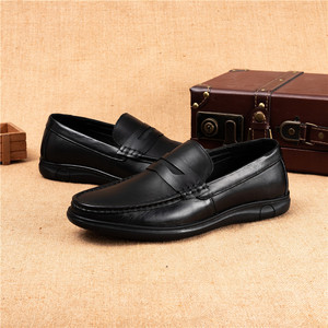 Mocassins en cuir véritable pour hommes, bout rond, semelle souple en caoutchouc, chaussures habillées de bureau pour l'automne, à enfiler, noir uni - Product Image 2