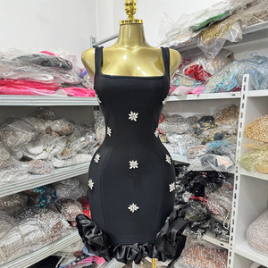 Abito da sera corto <span class=keywords><strong>senza</strong></span> maniche con scollo a V, con strass e cristalli, <span class=keywords><strong>senza</strong></span> <span class=keywords><strong>spalline</strong></span>, con spacco e schiena scoperta, alla moda, più venduto, Sette Colori 2026 - Product Image 4