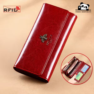 Кошелек женский длинный из натуральной кожи Panda Hospitality большой вместимости с интегрированным картхолдером, защитой RFID и от скимминга - Product Image 2