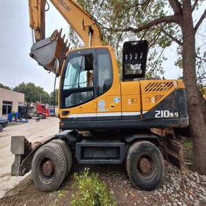 Excavatrice sur pneus Hyundai 210w-9 en état d'origine Caractéristiques des pneus d'origine Pompe à moteur Moteur-Matériel de construction usagé - Product Image 2