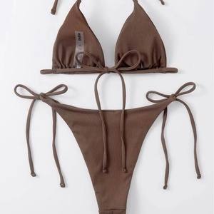 Bikini Sexy Europeo Americano de Dos Piezas con Tiras Finas y Escote en V, Conjunto de Baño Dividido con Textura Acanalada y Cintura Cruzada, 2023 - Product Image 3