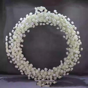 Arche de mariage en tissu blanc, arche de fleurs en soie, arche de mariage en forme de O, décoration d'arche de mariage en fleurs de soie - Product Image 1