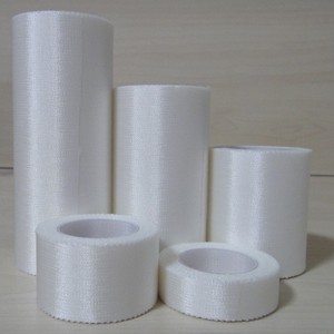 Cinta de seda médica, borde dentado blanco, desprendible, transpirable, hipoalergénica. - Product Image 4