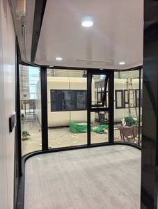 Serre Capsule Spatiale Respirante de 9,5 m avec Panneaux Sandwich pour Dortoir ou Usage Domestique - Product Image 4