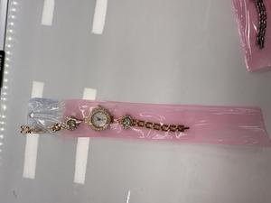 Glashtte Women's Watch 26 Mm Yellow Gold Round Case Sapphire Dial Analog Quartz Elegant Style Date Display - Product Image 3