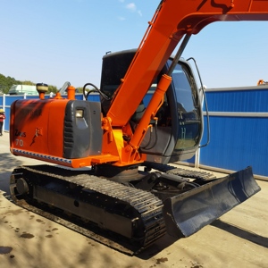 Hitachi ZX70 7Ton utilisé Compact hydraulique Diesel terrassement pelle vente chenille creuser moteur boîte de vitesses pompe à engrenages roulement - Product Image 3