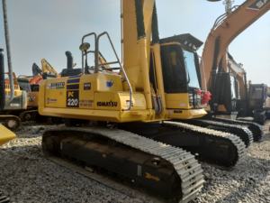 Used Komatsu PC220-8 Superior Performance Japan Brand 22600kg 220-8 Hydraulic Excavator with Motor & <b>Gear</b> 2022 Model for Sale - Product Image 4