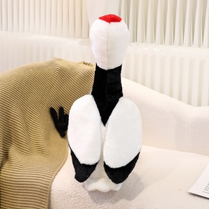 Adorable Almohada de Peluche de Grulla, Simulación de Grulla de Corona Roja, Juguetes de Peluche para Compras en Zoológicos y Regalos Promocionales - Product Image 4