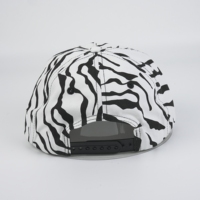 Casquette de golf personnalisable à 5 panneaux à rayures zébrées, broderie vintage feuille de laurier dorée, chapeau de baseball décontracté pour l'extérieur 100%