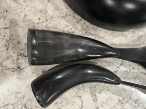 Elegante Juego de Tazón y Cuchara de Cuerno de Búfalo Natural Tallado con Acabado Liso, Diseño Clásico Ecológico para Decoración de Cocina Rústica - Product Image 3