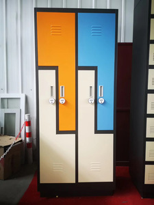 Casier en acier moderne en forme de Z, design incliné, armoire de rangement métallique à 2 portes, autoportante pour usage scolaire et sportif - Product Image 4