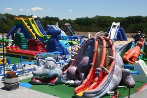 Tobogán Inflable Doble <span class=keywords><strong>para</strong></span> <span class=keywords><strong>Piscina</strong></span>, Lago y Mar, <span class=keywords><strong>Casa</strong></span> de Brinco <span class=keywords><strong>con</strong></span> Temática de Robot y Tobogán - Product Image 5