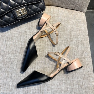Nouvelles sandales à talon compensé mi-haut à bout pointu et fermé, style européen et américain, à bride unique, collection printemps 2025 – Vente en gros - Product Image 6