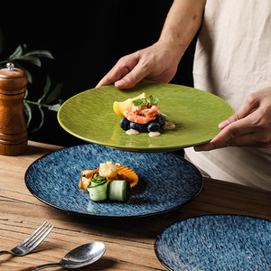 Assiette en céramique de style rétro japonais haut de gamme, classique pour la restauration et l'hôtellerie, idéale pour steak, dessert, pâtisserie et dîner - Product Image 1