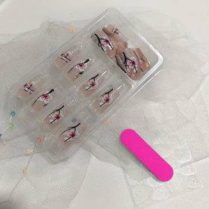<span class=keywords><strong>Ongles</strong></span> pressés floraux brillants printemps-été, <span class=keywords><strong>faux</strong></span> <span class=keywords><strong>ongles</strong></span> de longueur moyenne à courte, style chinois avec paillettes de fleurs de pêcher, art des <span class=keywords><strong>ongles</strong></span> réutilisable - Product Image 5