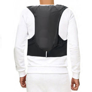 Gilet regolabile riflettente sul petto per Trail Run e Marathon <span class=keywords><strong>zaino</strong></span> portatile per l'idratazione della bottiglia d'acqua con caratteristiche riflettenti - Product Image 3