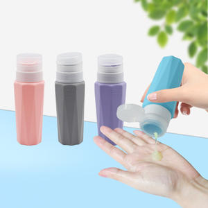 Bottiglia da viaggio vuota e riutilizzabile per esterni Kit da viaggio da spremere bottiglia da viaggio BPA Free Silicone Shampoo flacone Set <span class=keywords><strong>100</strong></span> <span class=keywords><strong>ML</strong></span> - Product Image 3