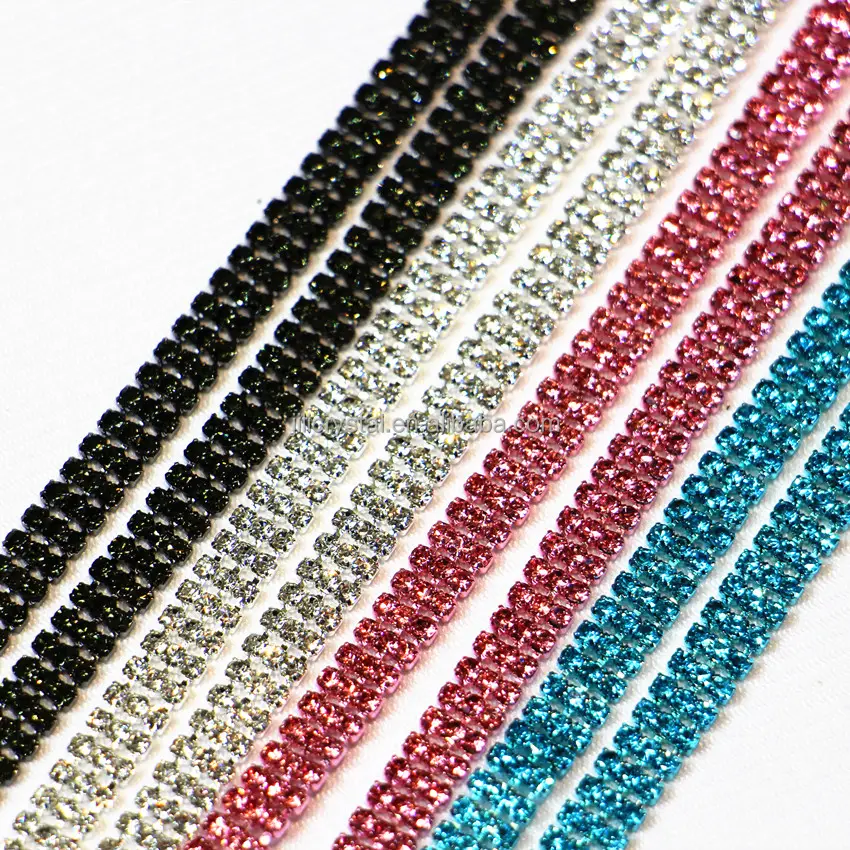 Wholesale colored crystal chain sewn jewelry is a shiny 3-drain diamond cup chain