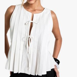 New Arrival Relaxed Fit <b>Linen</b> <b>Tops</b> for Women Crew Neck Sleeveless Pleated <b>Top</b> with Tie-front Detail - Product Image 2