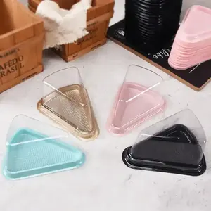 Benutzer definierte PET Triangle Cake Box Verpackung Kunststoffs cheibe Käsekuchen behälter mit transparentem Deckel