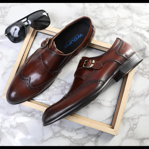 Los últimos zapatos de negocios de cuero genuino para hombres hechos a mano, elegantes y clásicos - Product Image 3