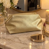 Trousse de Toilette Structurée en Similicuir Or Champagne, Pochette Imperméable à Large Ouverture pour Organisateur de Cosmétiques de Luxe GWP